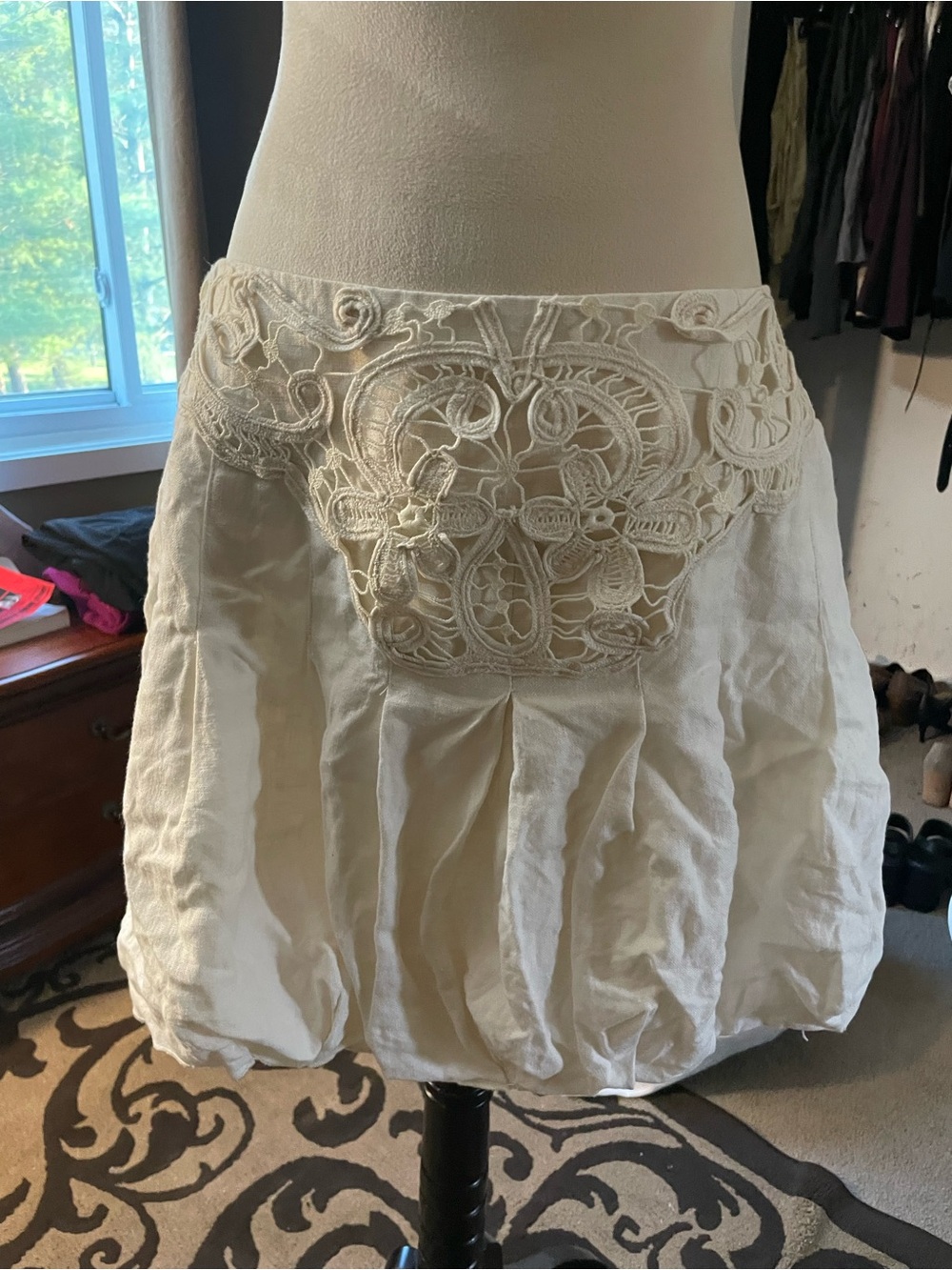 Women’s Cream Midi Skirt with Appliqué Waist
